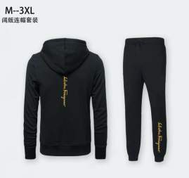Picture of Ferragamo Sweater Suits _SKUFerragamoM-3XL1qr1339324